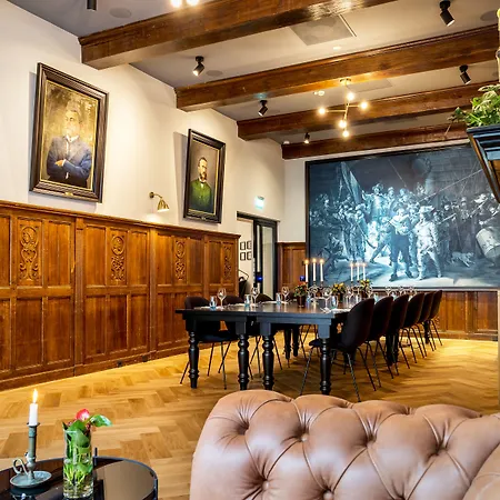 Port Cleve Hotel