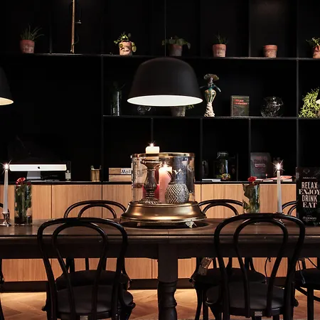 Port Cleve 4* Amsterdam