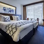 Port Cleve Hotel